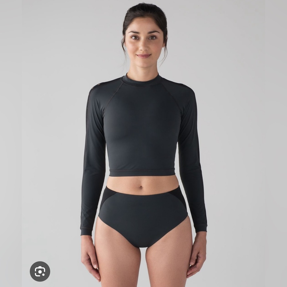 Lululemon crop top rash guard!